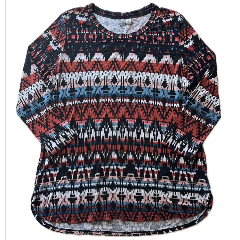 EST 1946 tribal abstract design three quarter sleeve size Small red white blue